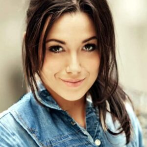 تصویر هنرمند Angie Russo