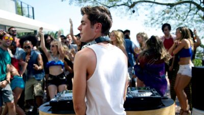 Teaser for We Are Your Friends