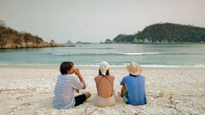 Teaser for Y Tu Mamá También