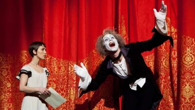 Teaser for Cirque du Soleil: Worlds Away