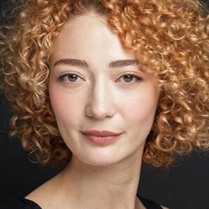 تصویر هنرمند Özlem Öçalmaz