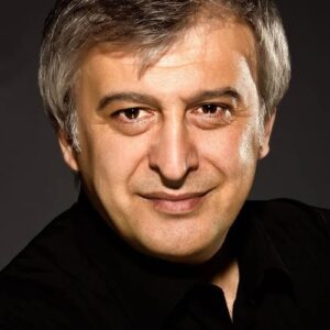 تصویر هنرمند Hüseyin Avni Danyal