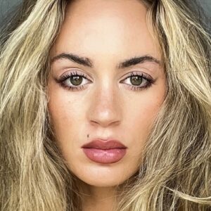 تصویر هنرمند Christina Kirkman