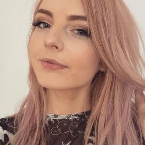 تصویر هنرمند Elizabeth Batty