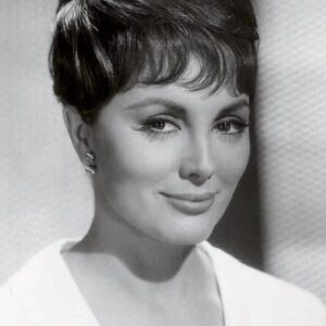 تصویر هنرمند Charlene Holt