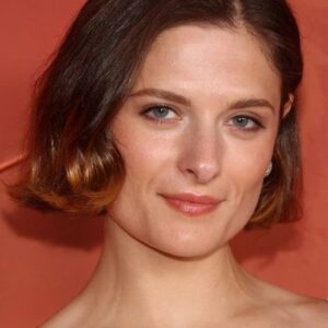 تصویر هنرمند Louisa Jacobson