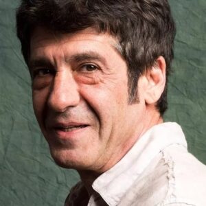 تصویر هنرمند İştar Gökseven