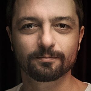 تصویر هنرمند Mehmet Erdem