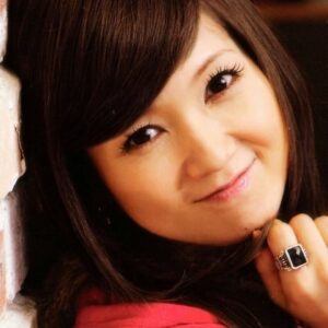 تصویر هنرمند KAORI