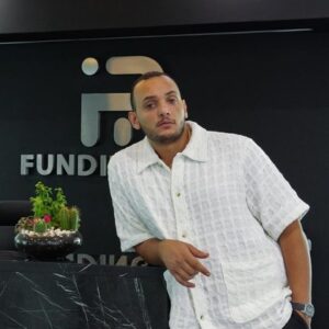 تصویر هنرمند Khaled Ayesh