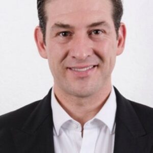 تصویر هنرمند Alejandro Cuétara