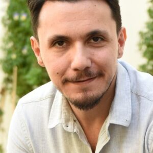 تصویر هنرمند Burak Aksak