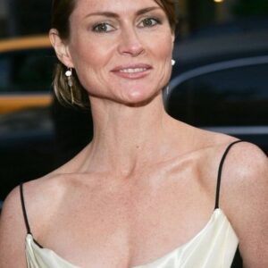 تصویر هنرمند Kate Isitt