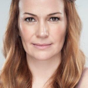 تصویر هنرمند Hale Caneroğlu