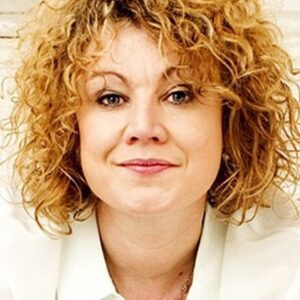 تصویر هنرمند Emily Lloyd
