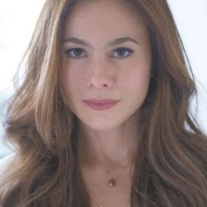 تصویر هنرمند Wulan Guritno