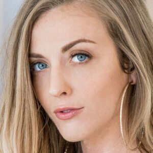 تصویر هنرمند Karla Kush