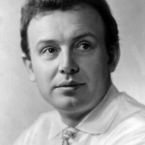 تصویر هنرمند Innokentiy Smoktunovskiy