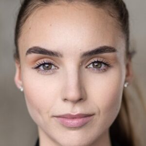 تصویر هنرمند Louise Bourke