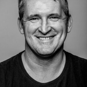 تصویر هنرمند Darrell Plumridge