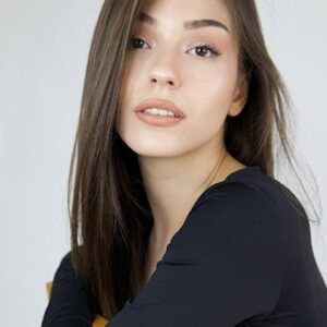 تصویر هنرمند Meltem Akçöl