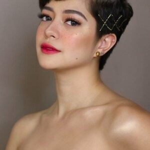Photo of artist Sue Ramirez