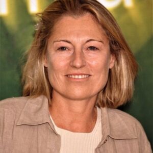 Photo of artist Clare Peploe