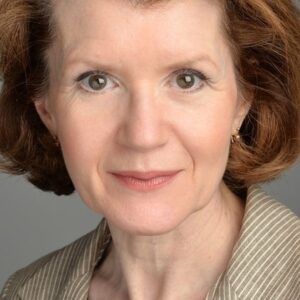 Photo of artist Lynette Edwards