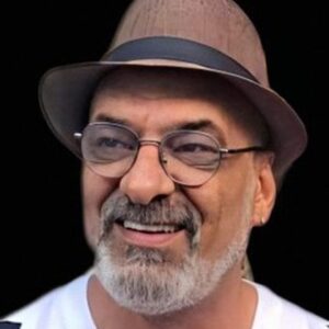 Photo of artist Mehmet Tekkanat