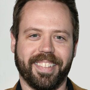 Photo of artist Daved Wilkins