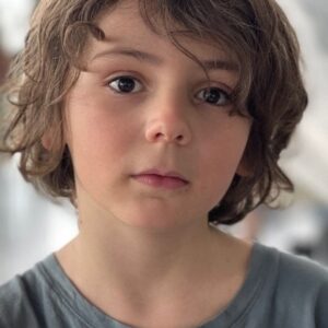 Photo of artist Roman Angel