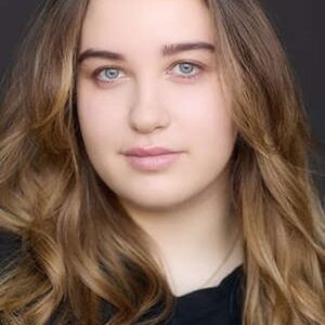 Photo of artist Dilara Aylin Ziem