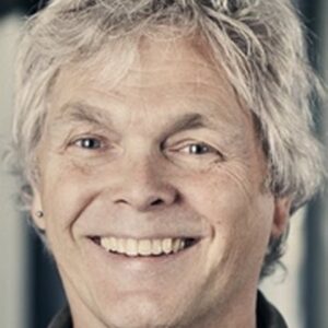 Photo of artist Jan Elle