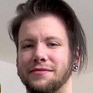 Photo of artist Mike Hilton