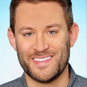 Photo of artist Adam Yoelin