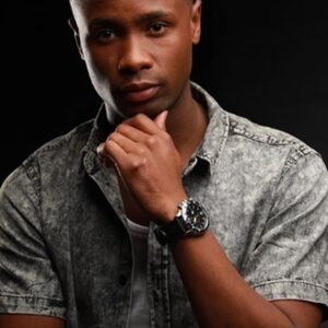 Photo of artist Sphamandla Dhludhlu