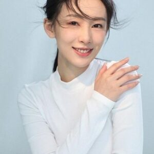 Photo of artist Bai Xuhan