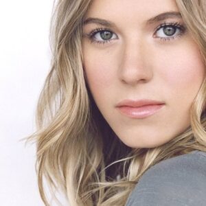 تصویر هنرمند Hannah Pilkes