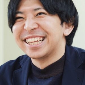 Photo of artist Yutaka Suwa