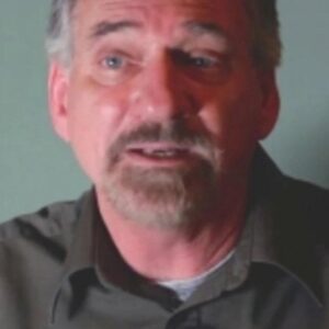 Photo of artist Peter Manoogian