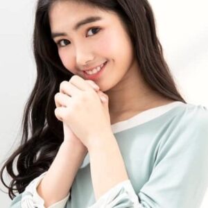 Photo of artist Regina Lei