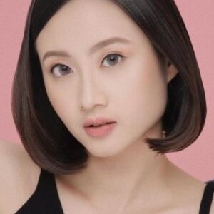 Photo of artist Shindy Huang