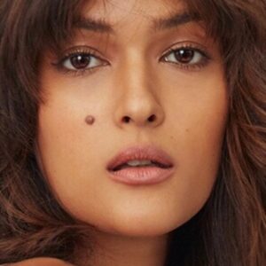 Photo of artist Chingduang Duijkers