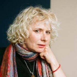 Photo of artist Dunja Sowinetz