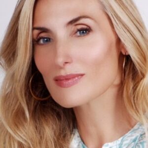 Photo of artist Libby Hudson