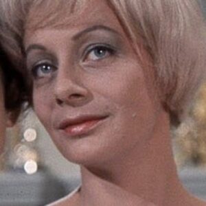 Photo of artist Birgitte Federspiel