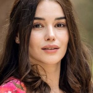 Photo of artist Aybüke Yılmaz