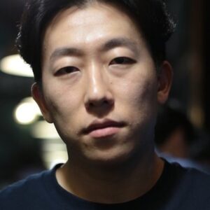 Photo of artist Yoon Tae-soo