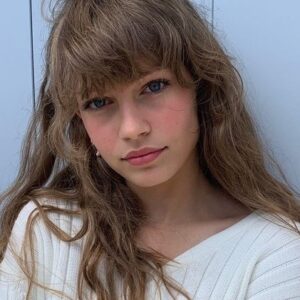 Photo of artist Margot Heckmann