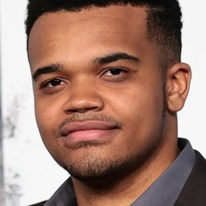 Photo of artist Elijah Wright